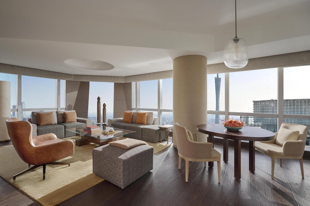 PARK HYATT GUANGZHOU 49/71