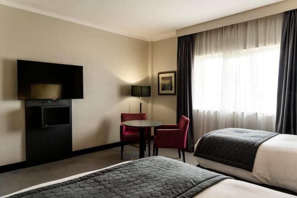 Talbot Hotel Carlow 28/50