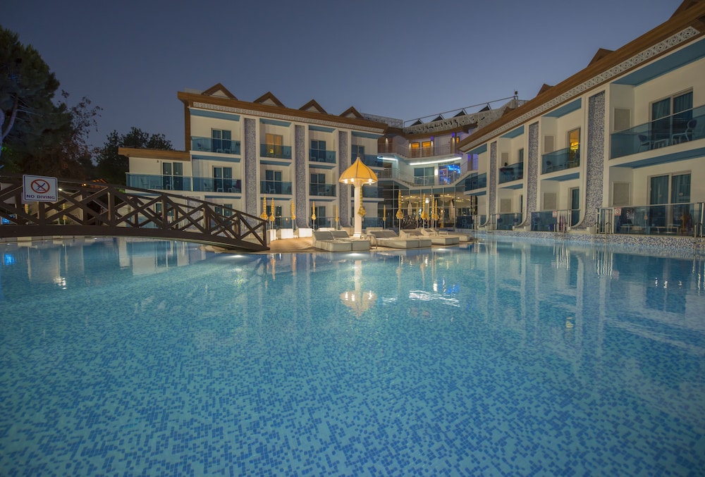 Ocean Blue High Class Hotel in FETHIYE
