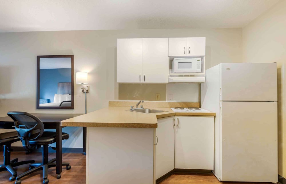 Extended Stay America - Charlotte - University Place 43/53