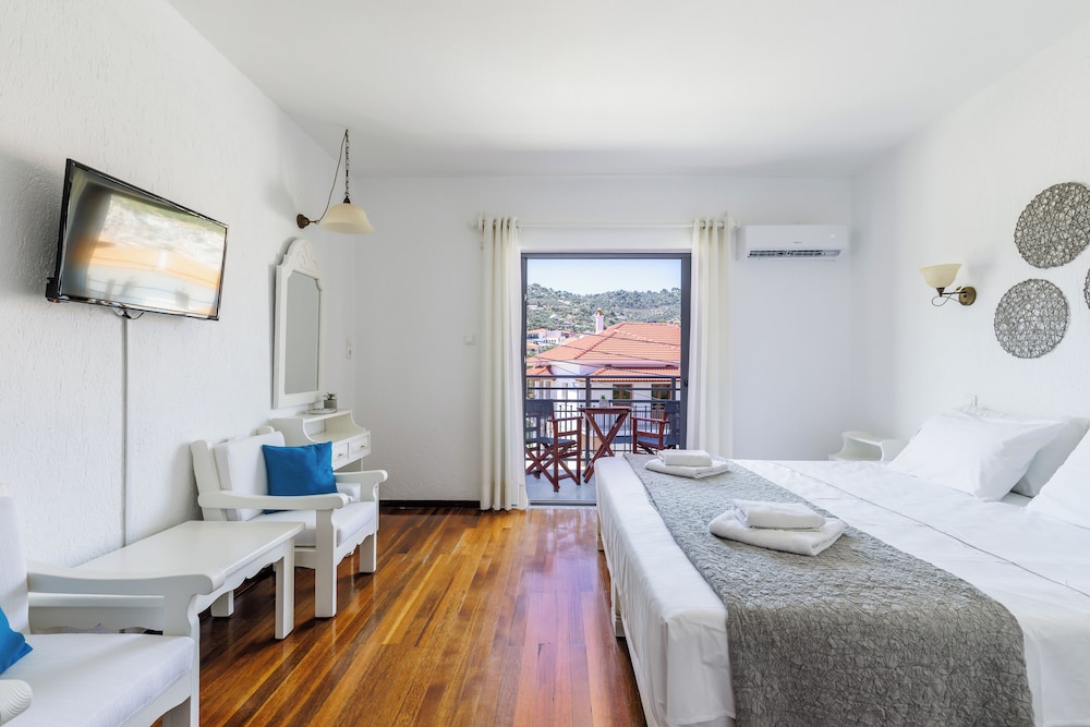 Hotel Amalia 24/67