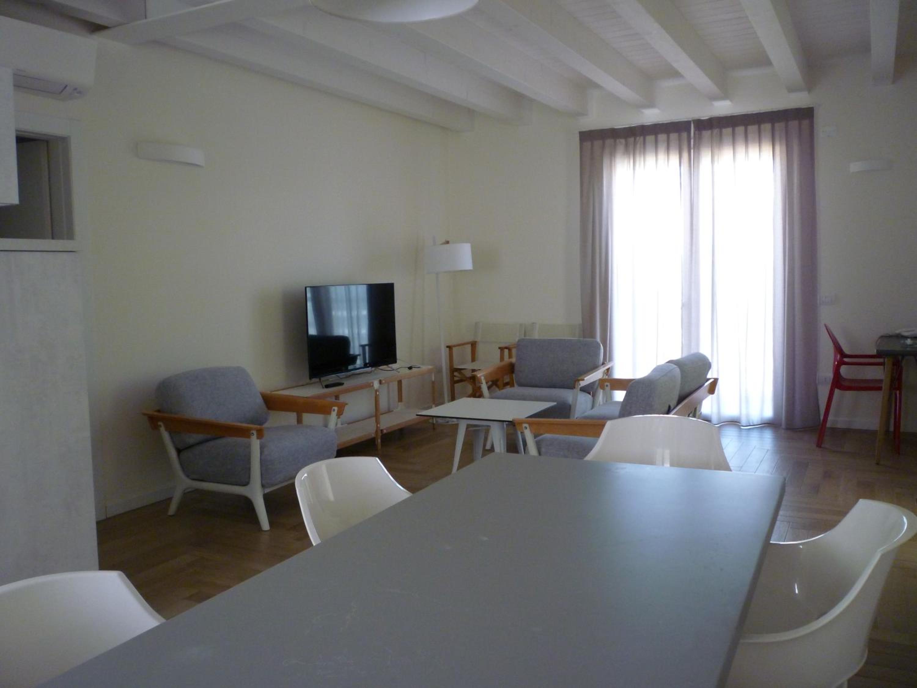 Hotel Atlantico 35/50