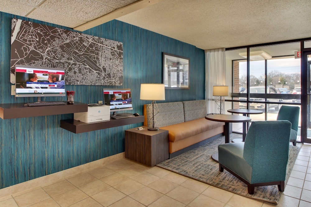 Pear Tree Inn St Louis Airport 30/45