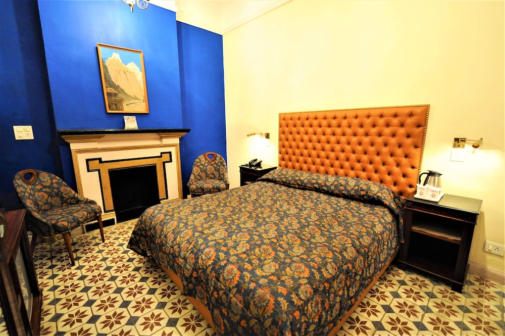 Welcomheritage Taragarh Palace 20/50