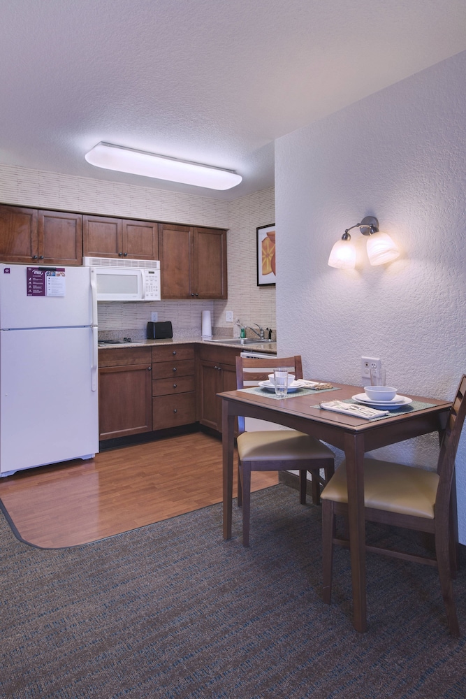 Residence Inn by Marriott Columbia 16/26