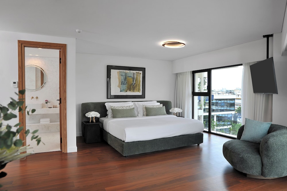 JUNIOR SUITE, STUDIO