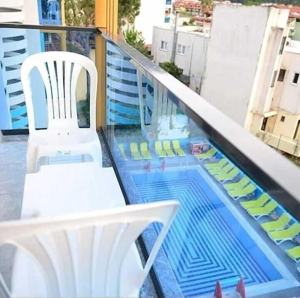 Alara Hotel 5/42