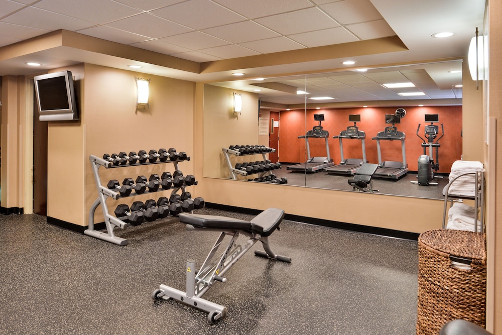 Holiday Inn Hotel and Suites Rochester Marketplace 29/64