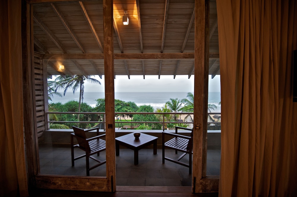 Roman Beach Hikkaduwa 20/47