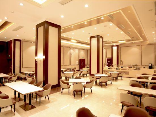 Vienna International Hotel Shanghai National Convention And Exhibition Center Huaxu Road 30/38