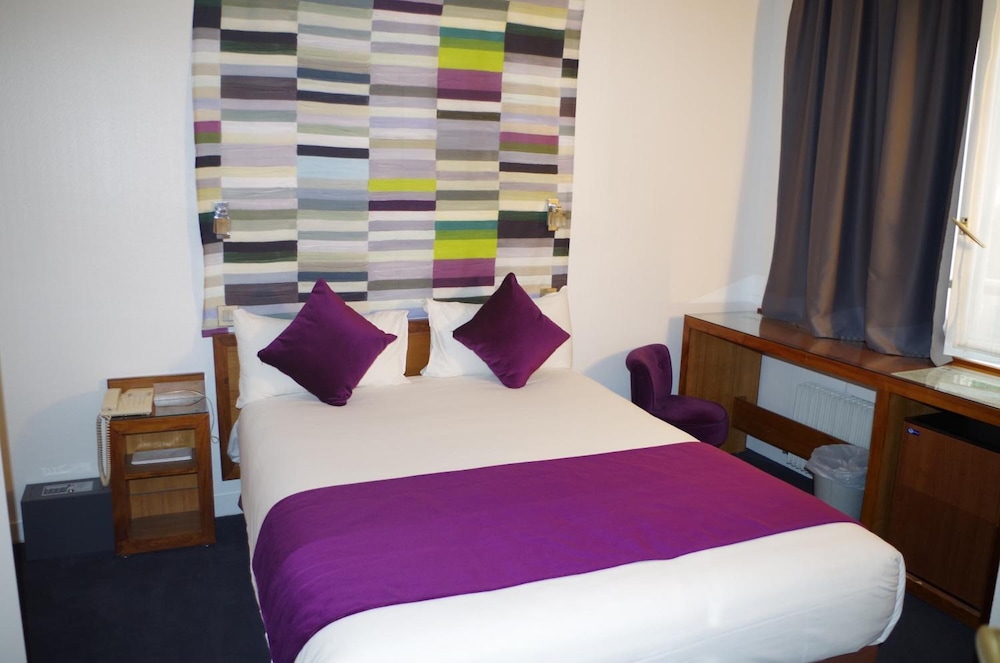 Hotel Leman Opera 6/49