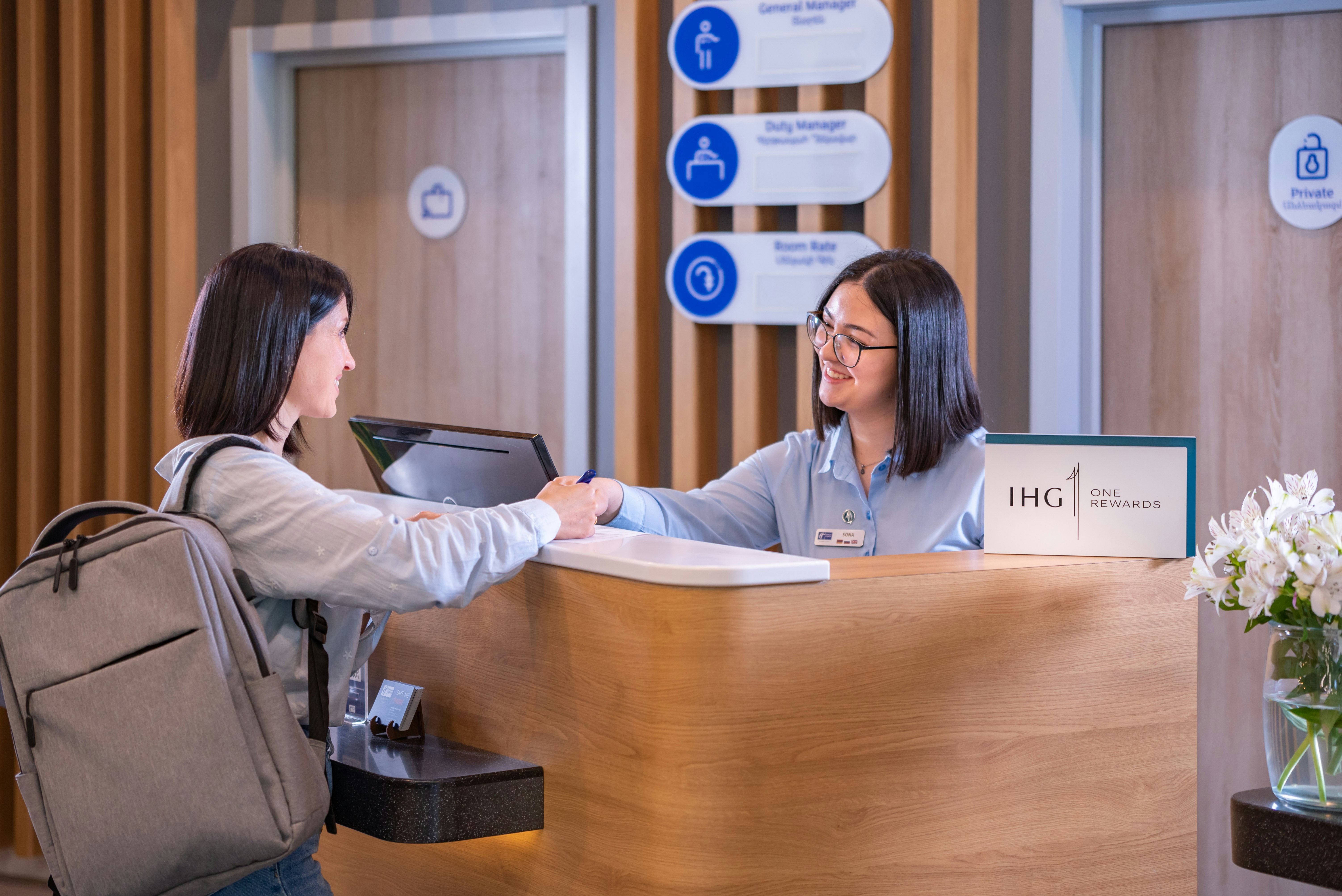 Holiday Inn Express Yerevan 12/81