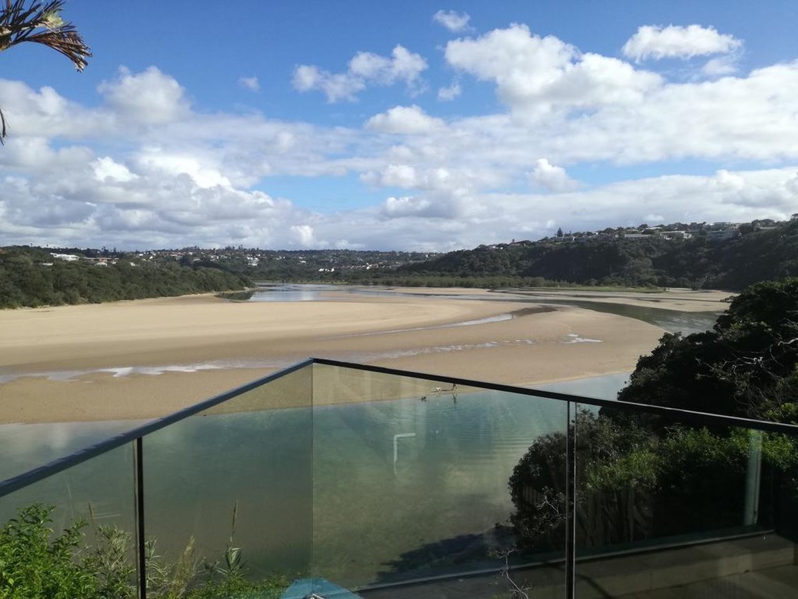 Blue Lagoon Hotel and Conference Centre 19/21