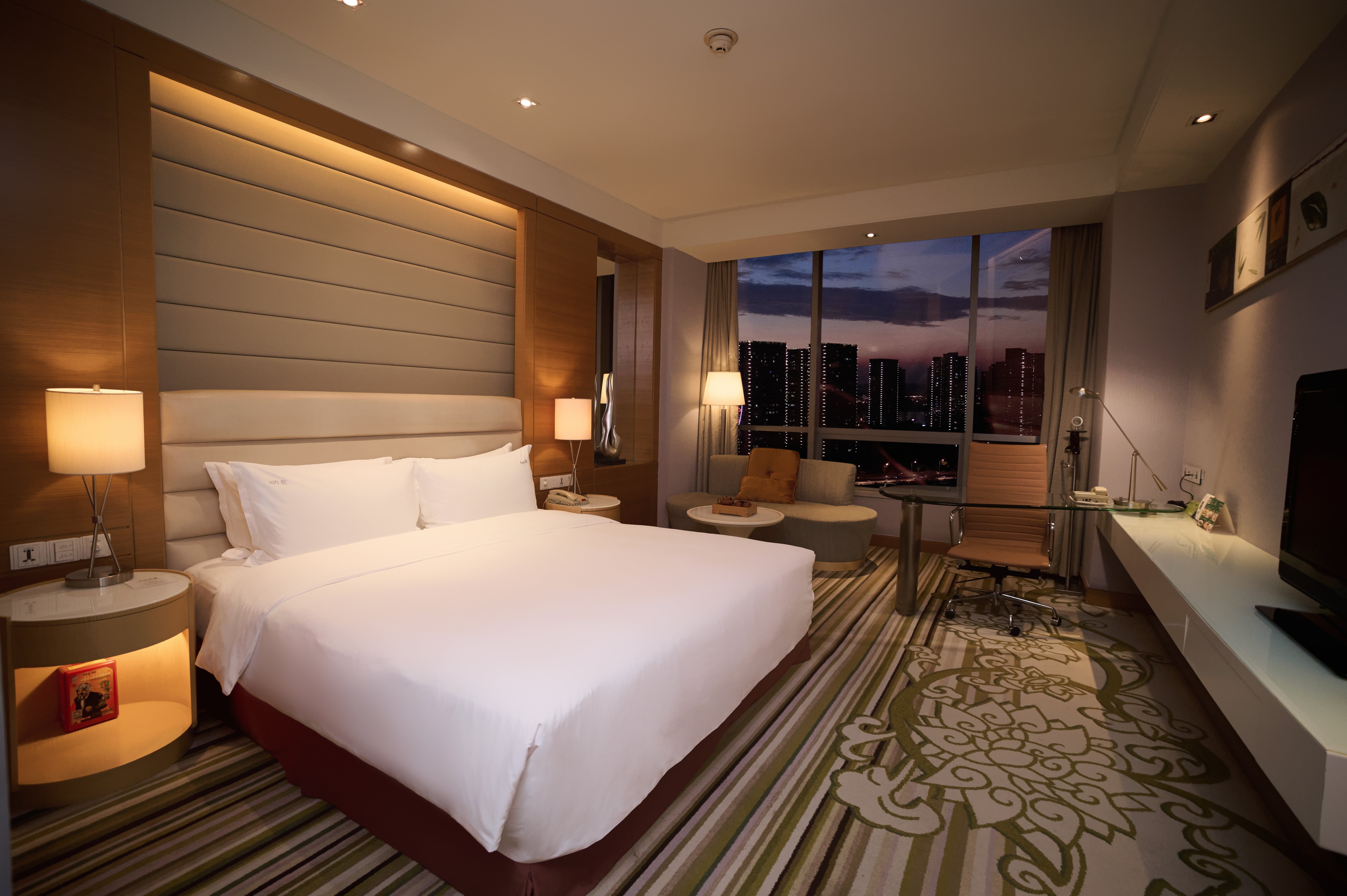 Holiday Inn Tianjin Riverside 27/79