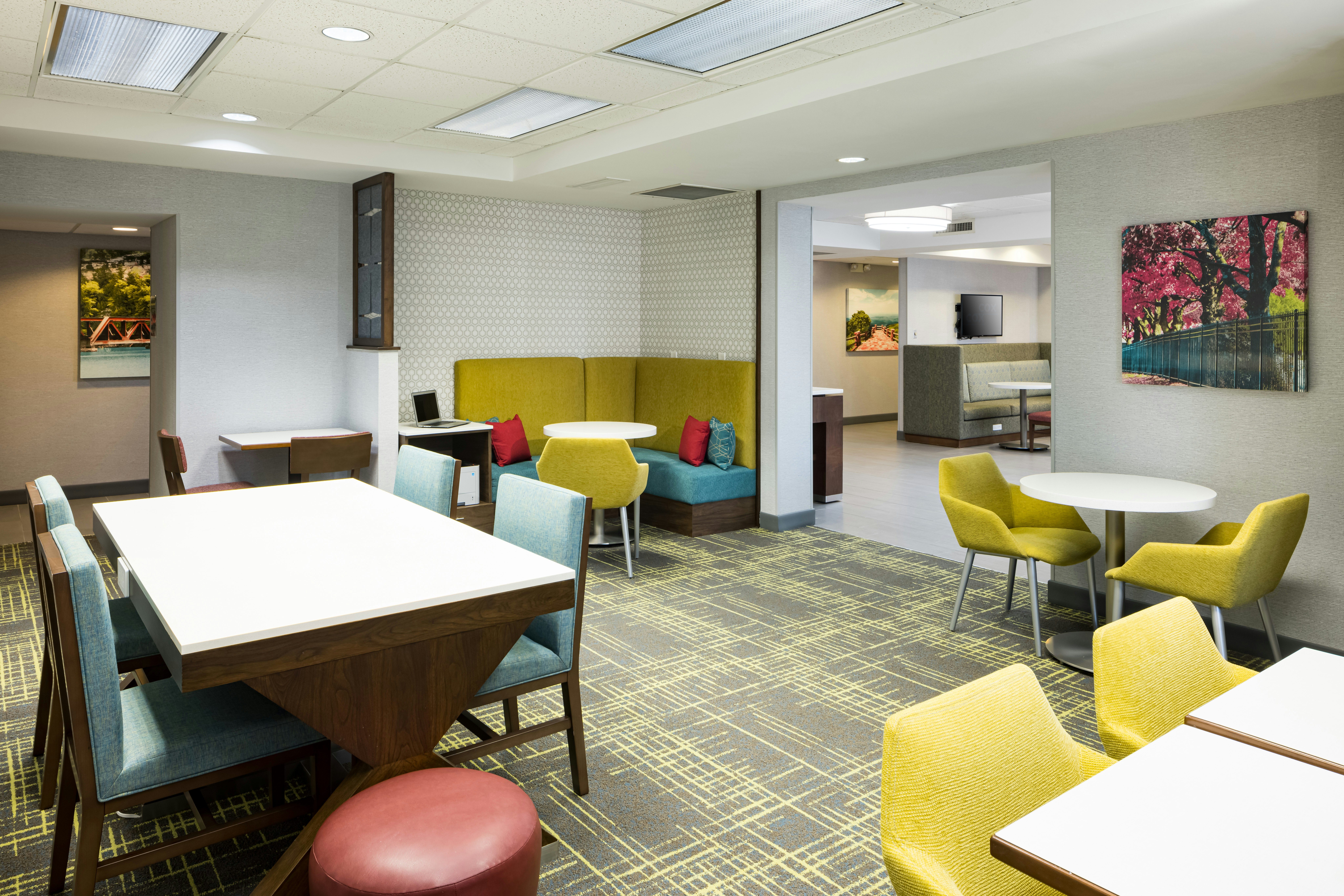 Hampton Inn Bentonville-Rogers 37/50
