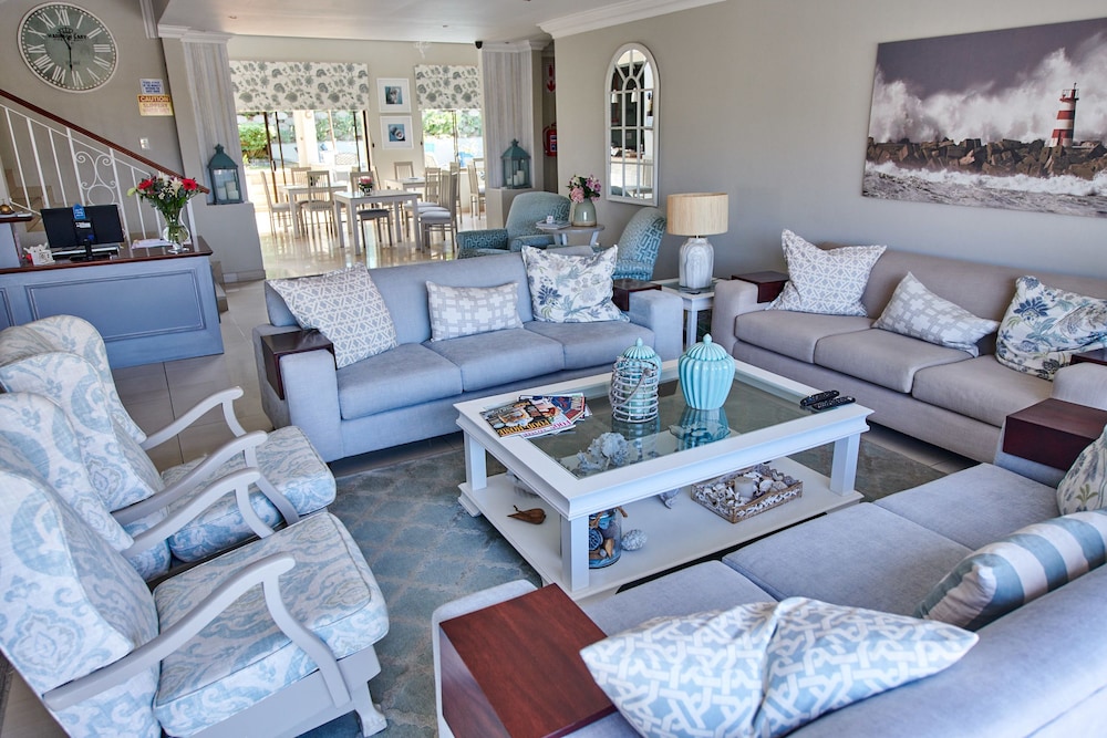 The Hamptons Guest House 19/50