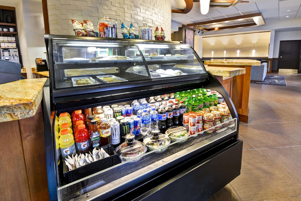 Hyatt Place Columbus/Worthington 13/40