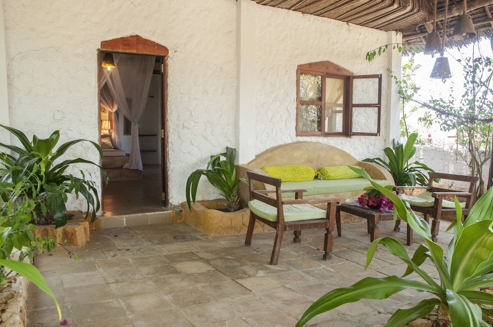 Bahati Villa 35/50