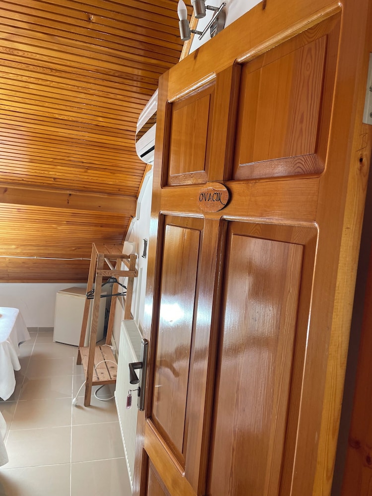 Bedesten Pansiyon Ilica 28/42