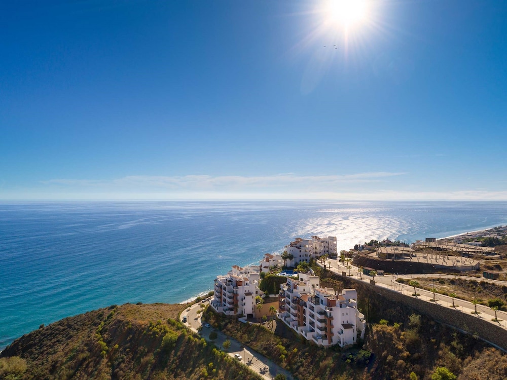 Olee Nerja Holiday Rentals By Fuerte Group 23/30