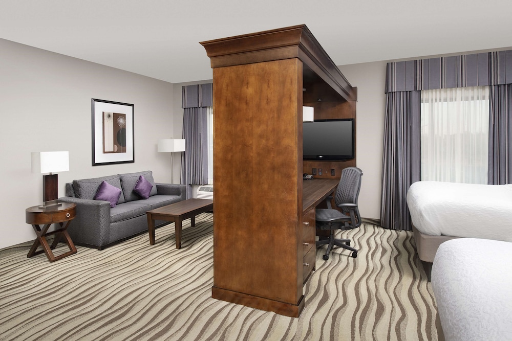 Hampton Inn and Suites Tupelo Barnes Crossing 39/50