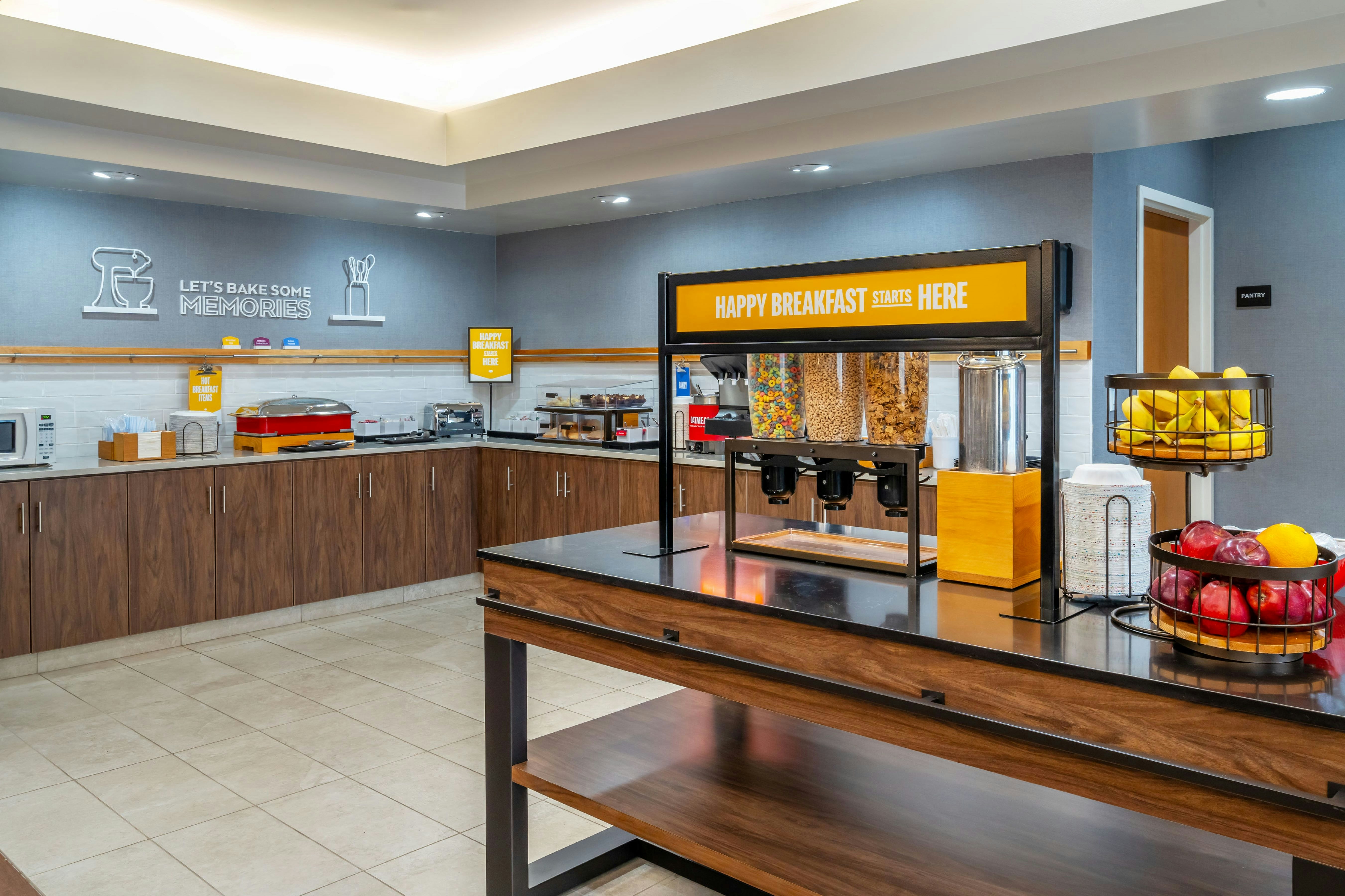 HAMPTON INN MITCHELL 23/38