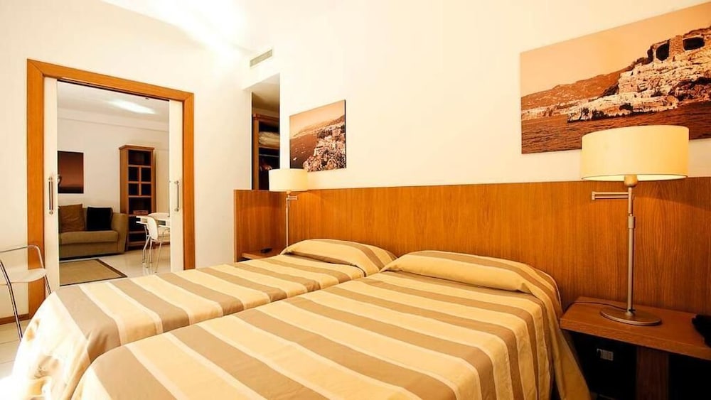 Rota Suites 22/58