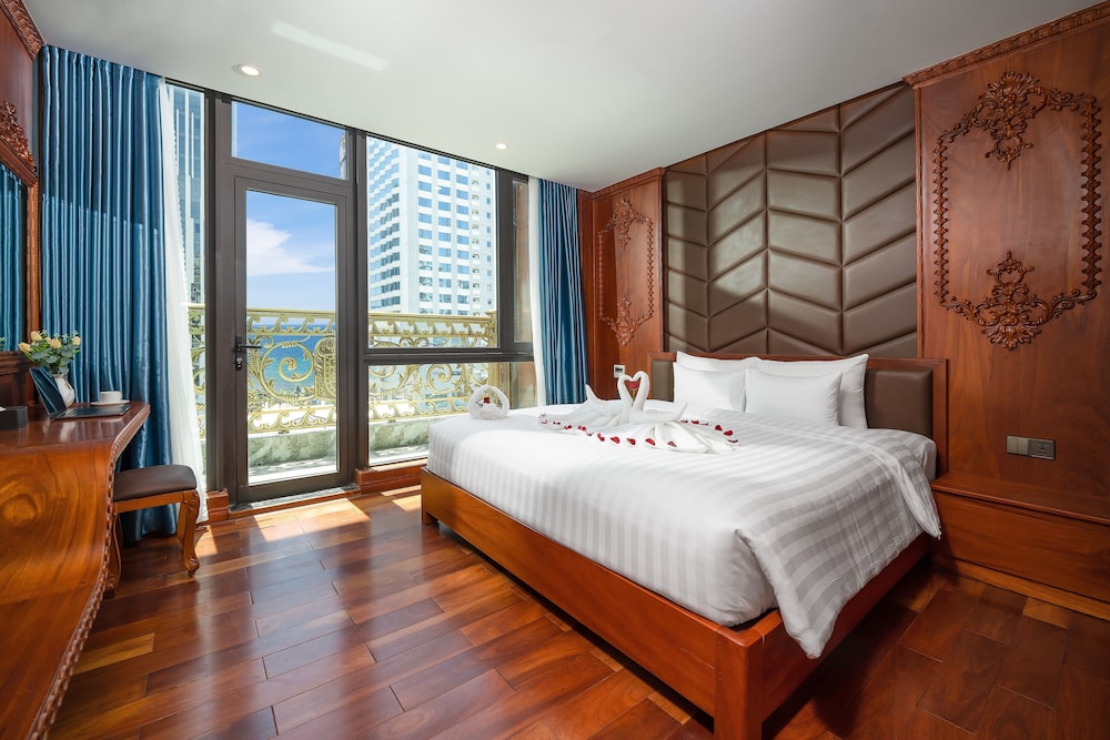 Monalisa Luxury Hotel 14/42