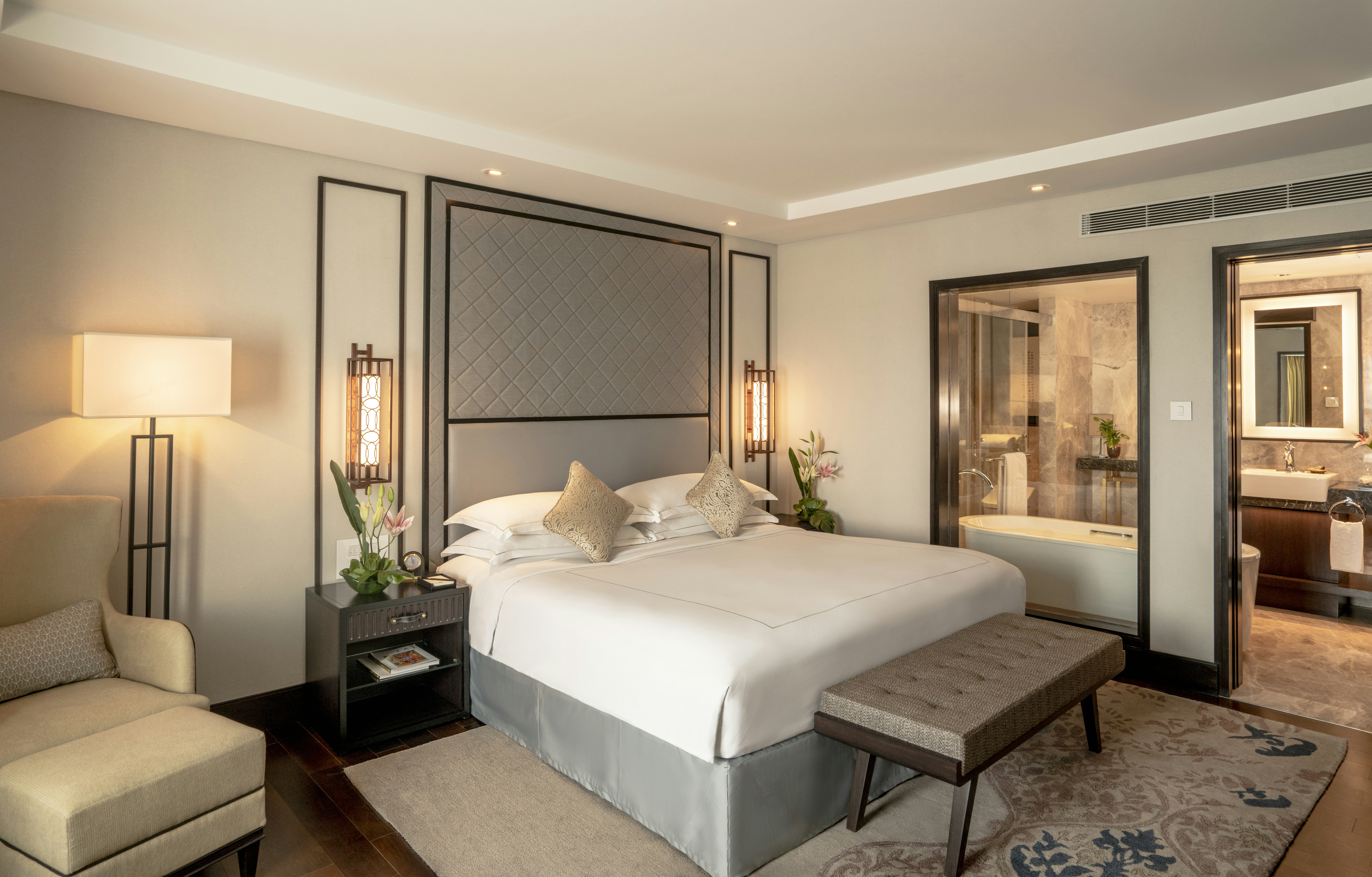 TAJ COROMANDEL 38/82