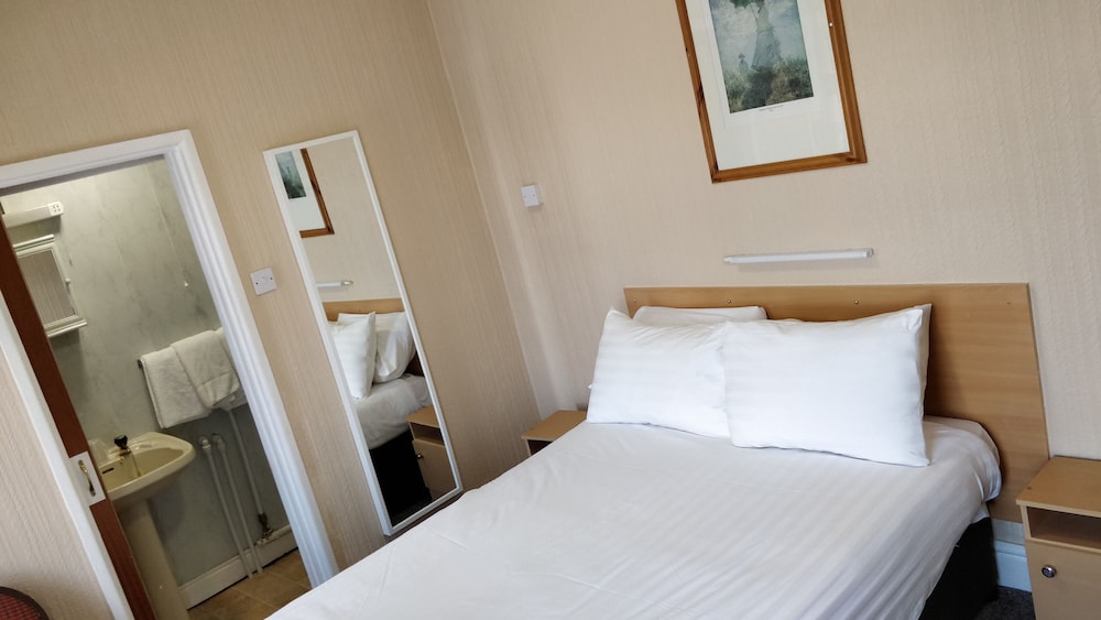 The Lawton Hotel 12/50