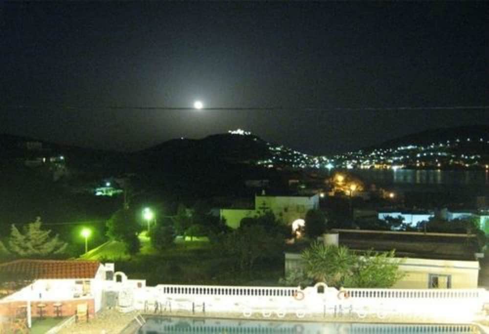 Saraya Resort 56/69