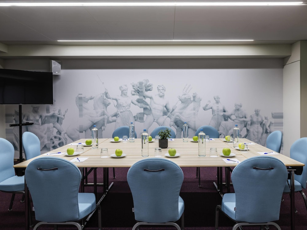 Ibis Styles Athens Routes 41/49
