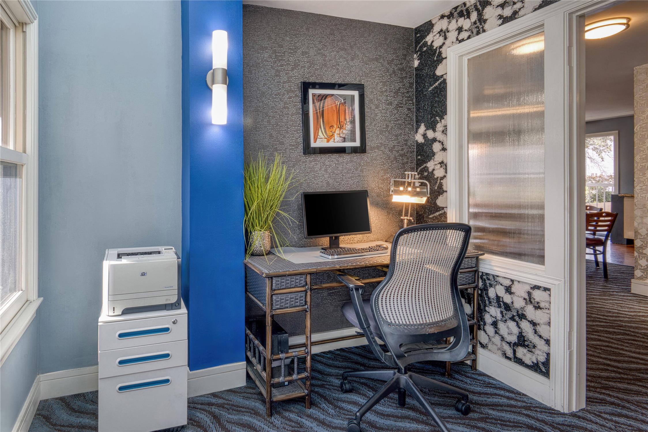 Surestay Plus Hotel By Best Western Mountain View 62/70