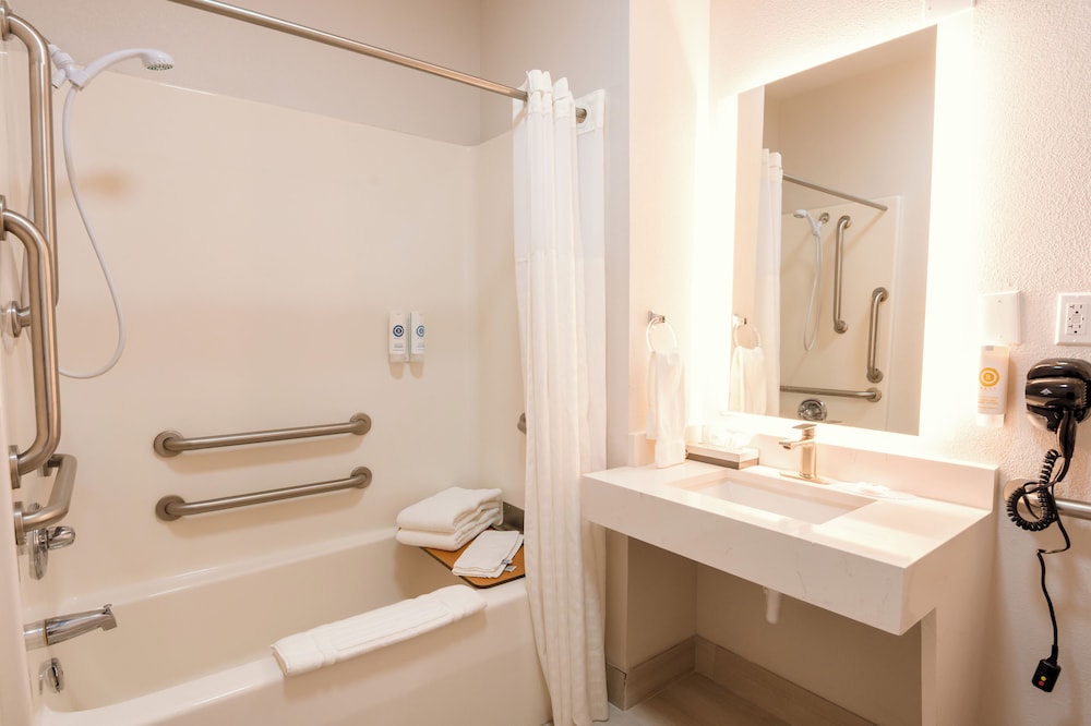 Comfort Inn & Suites Memphis Germantown 48/50