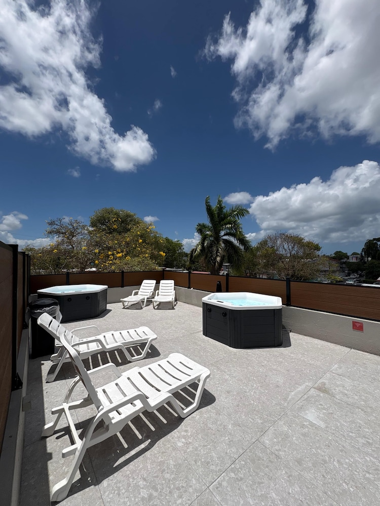 The Pelican Poshtel 42/50