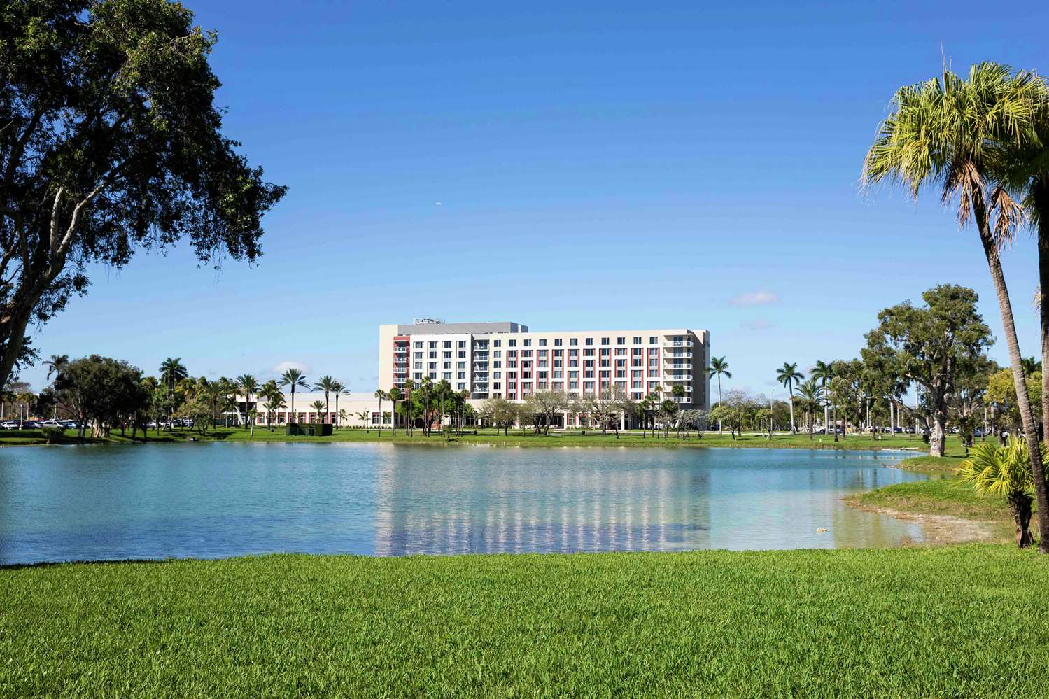 Hilton Miami Dadeland 61/65
