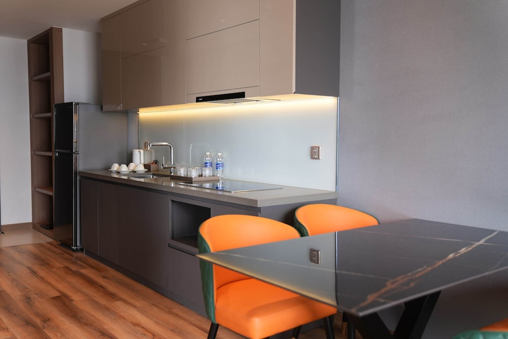 Centre Point Danang Hotel & Residence 10/47