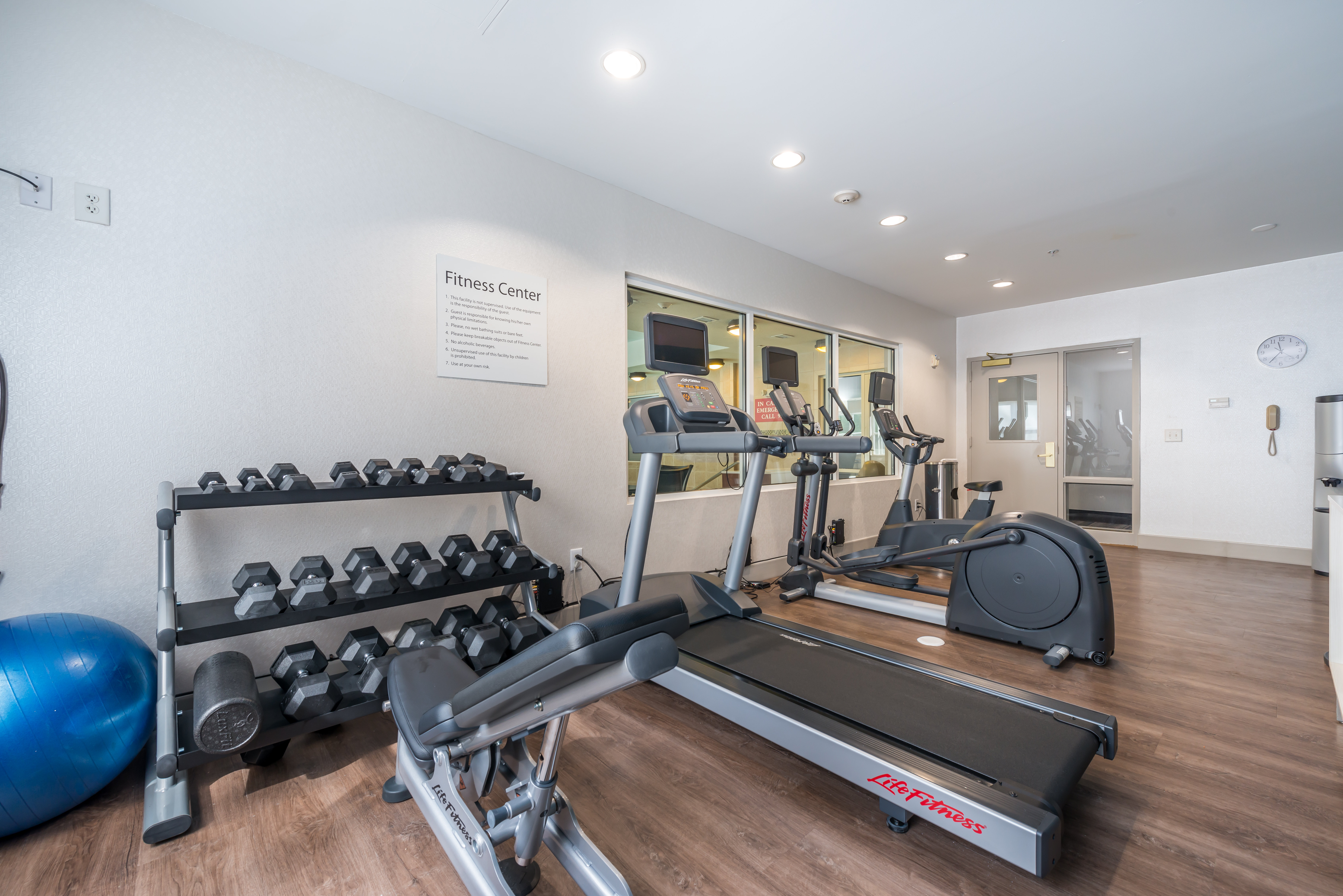 Holiday Inn Express Suites Lagrange 18/38