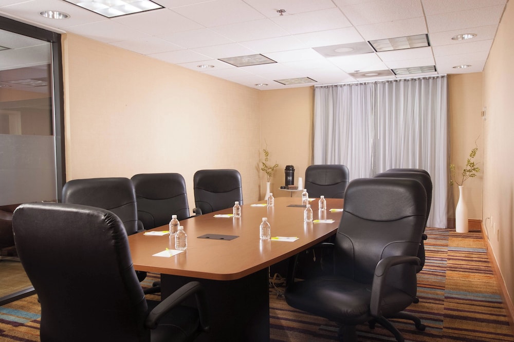 Fairfield Inn & Suites Atlanta Airport South/Sullivan Road 43/50