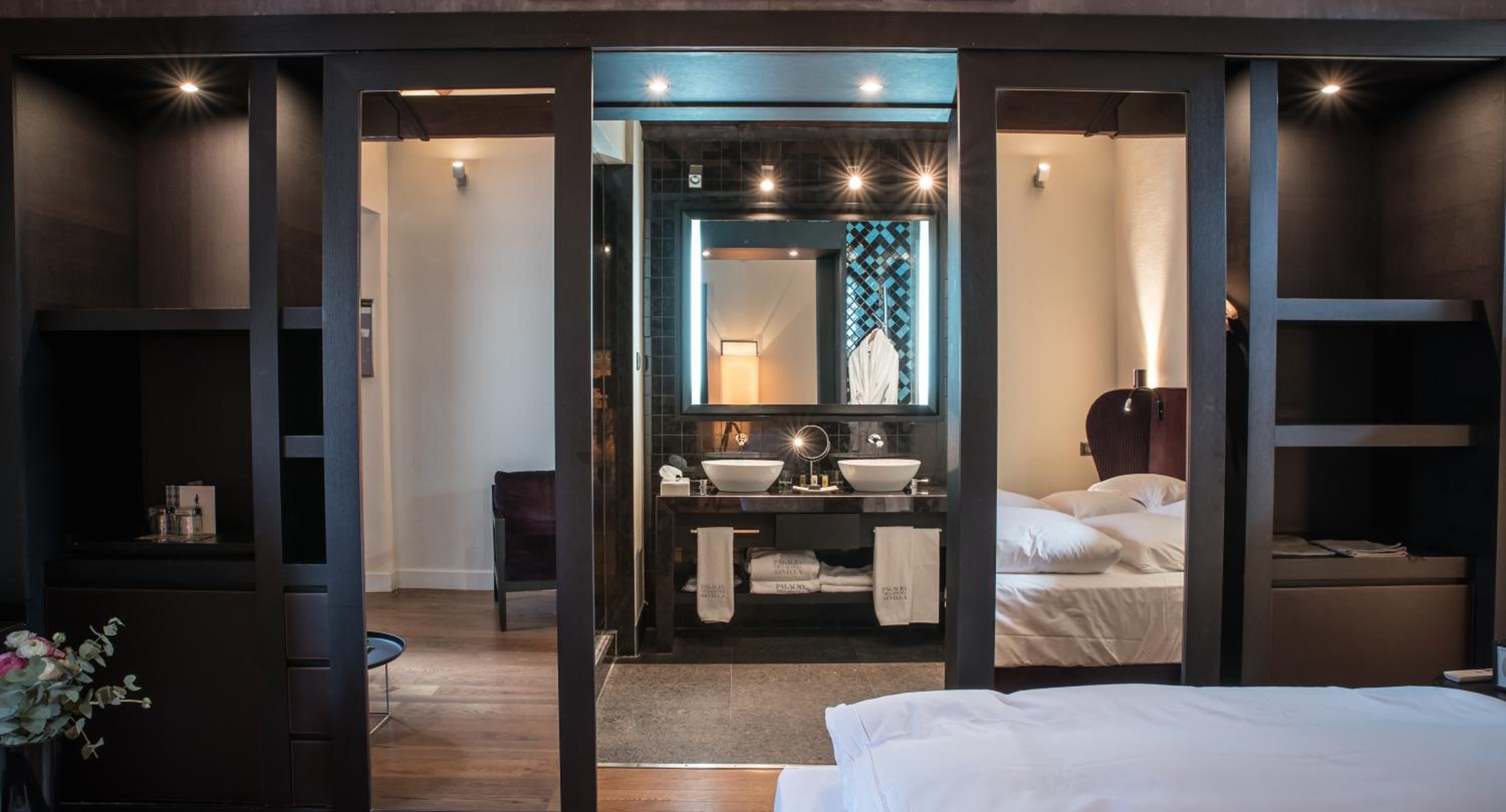 غرفة ديلوكس بسرير مزدوج أو سريرين منفصلين، CoolRooms Palacio Villapanes 5 GL 3/8