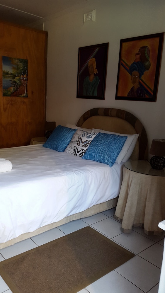 Jo-A-Lize Lodge 7/47