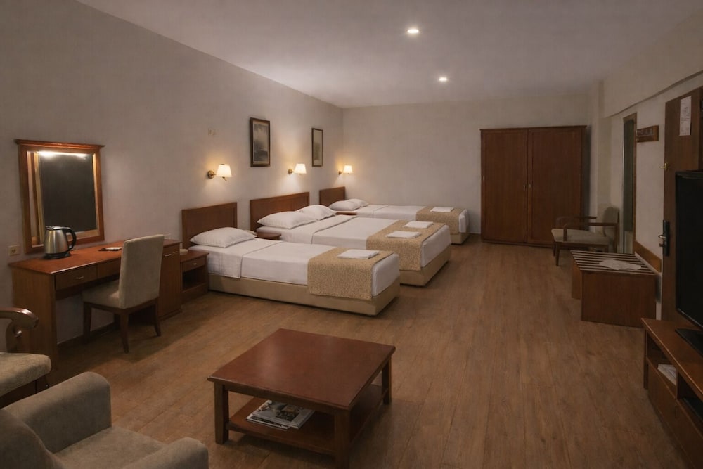 Kayhanbey Hotel 24/67