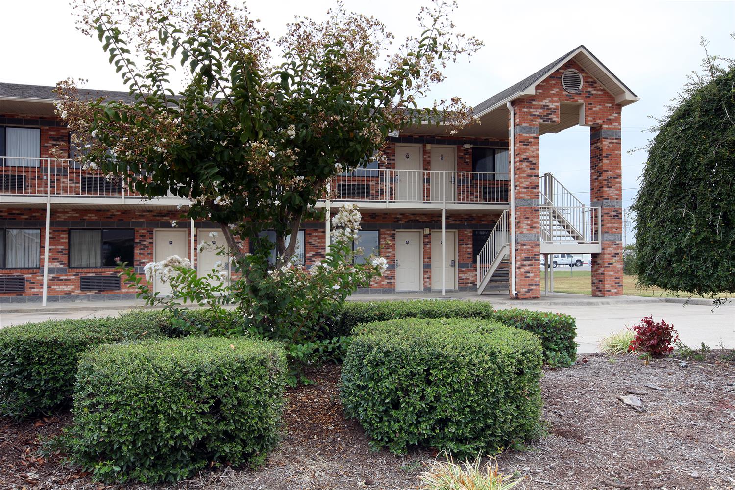 Americas Best Value Inn Cabot 7/8