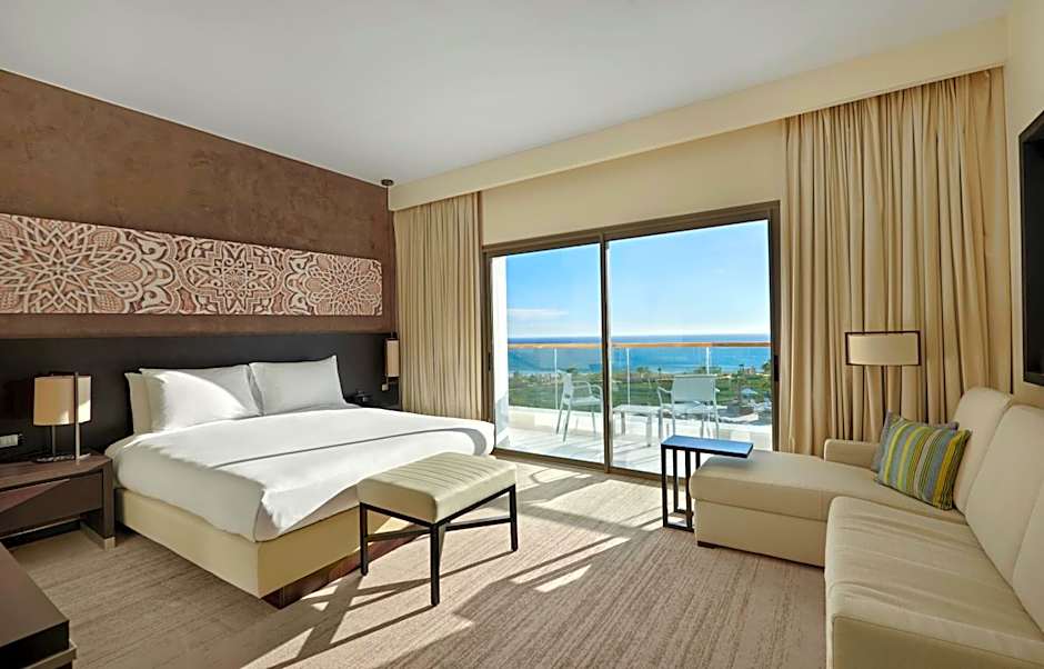 Room, King Bed, Ocean Front