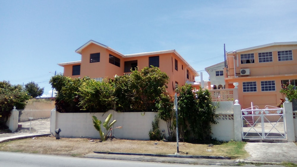 Shonlan Inn And Apartments 5/20