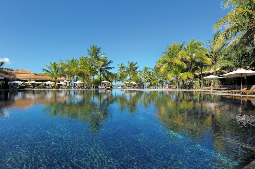 Mauricia Beachcomber Resort Spa 32/78