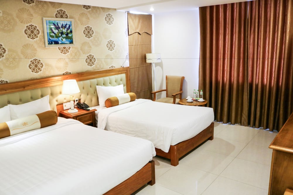 Royal Family Hotel Da Nang 14/50