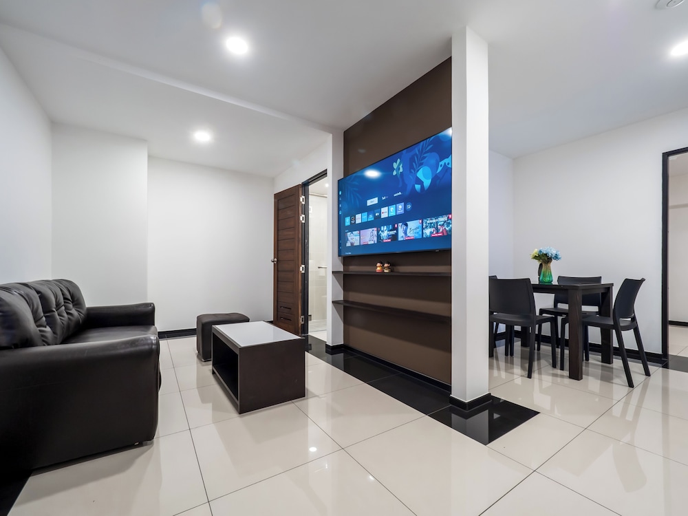 Samutprakarn Hotel 27/44