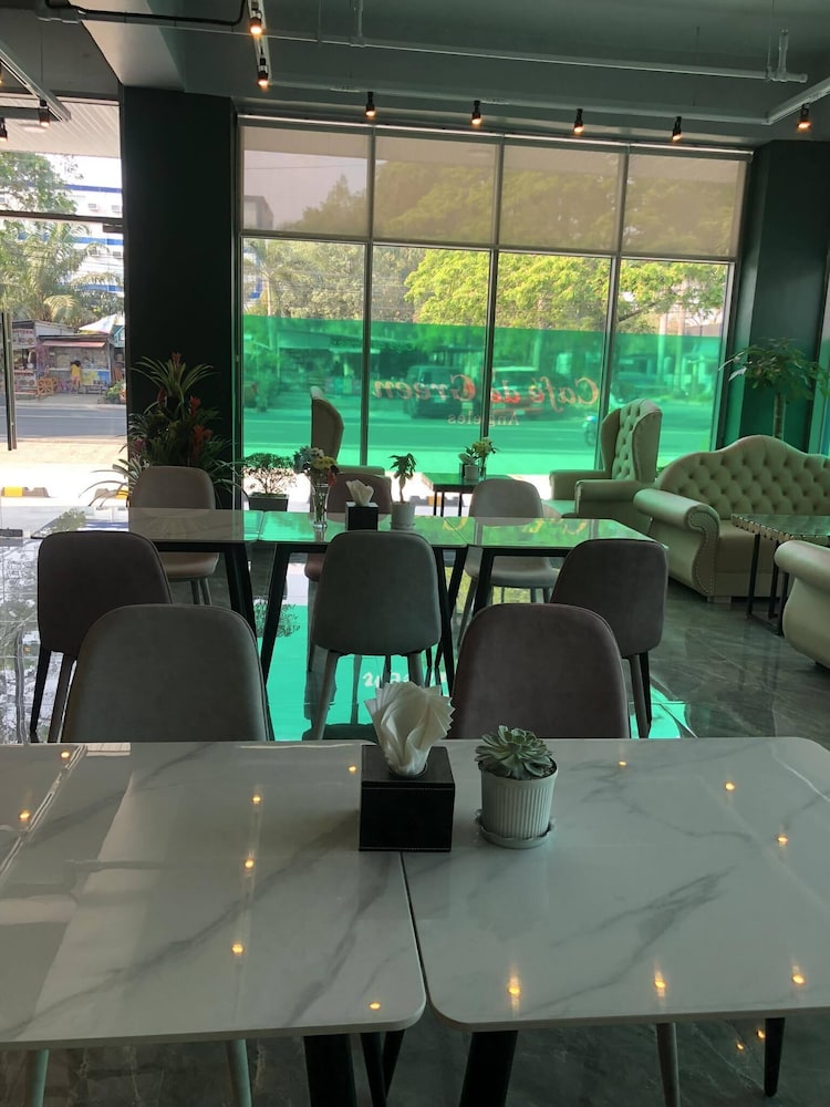 The Clover Hotel Angeles City managed by Cocotel 43/50