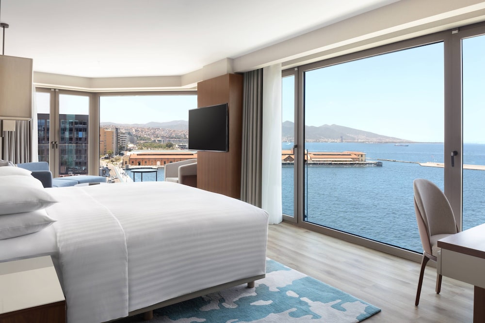 Junior Suite, Double Bed, Sea View